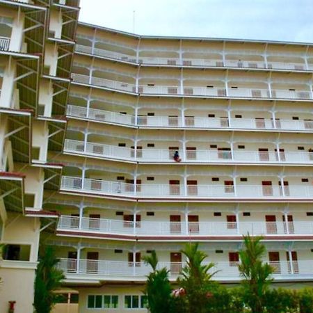 Baan Klang Condo Hotel HHQ Exterior photo