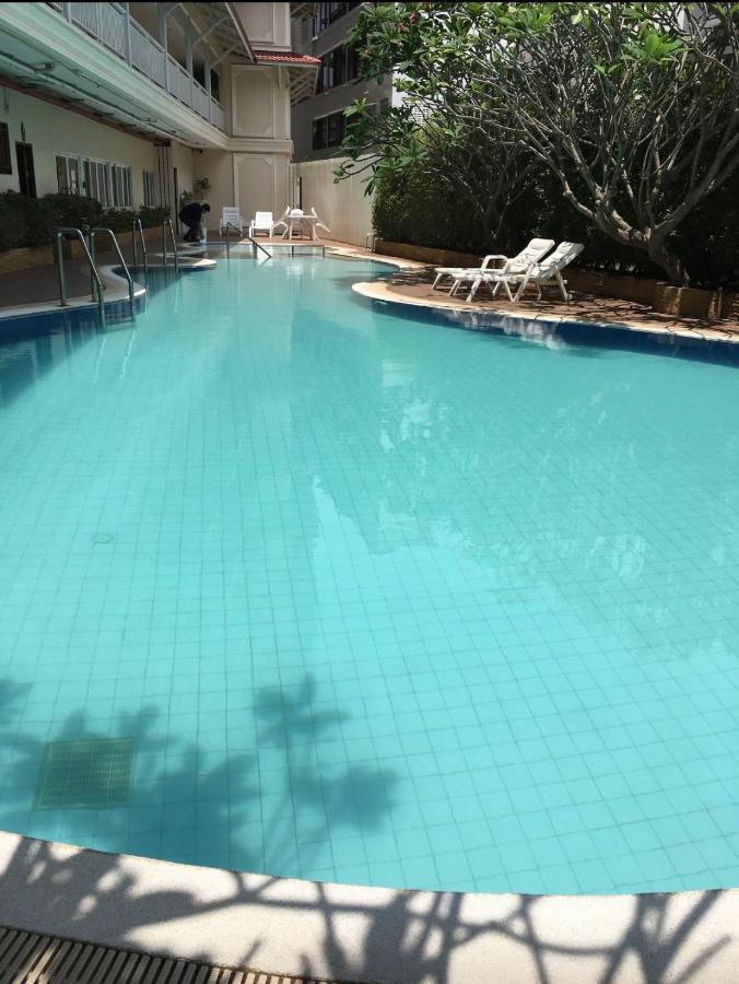 Baan Klang Condo Hotel HHQ Exterior photo