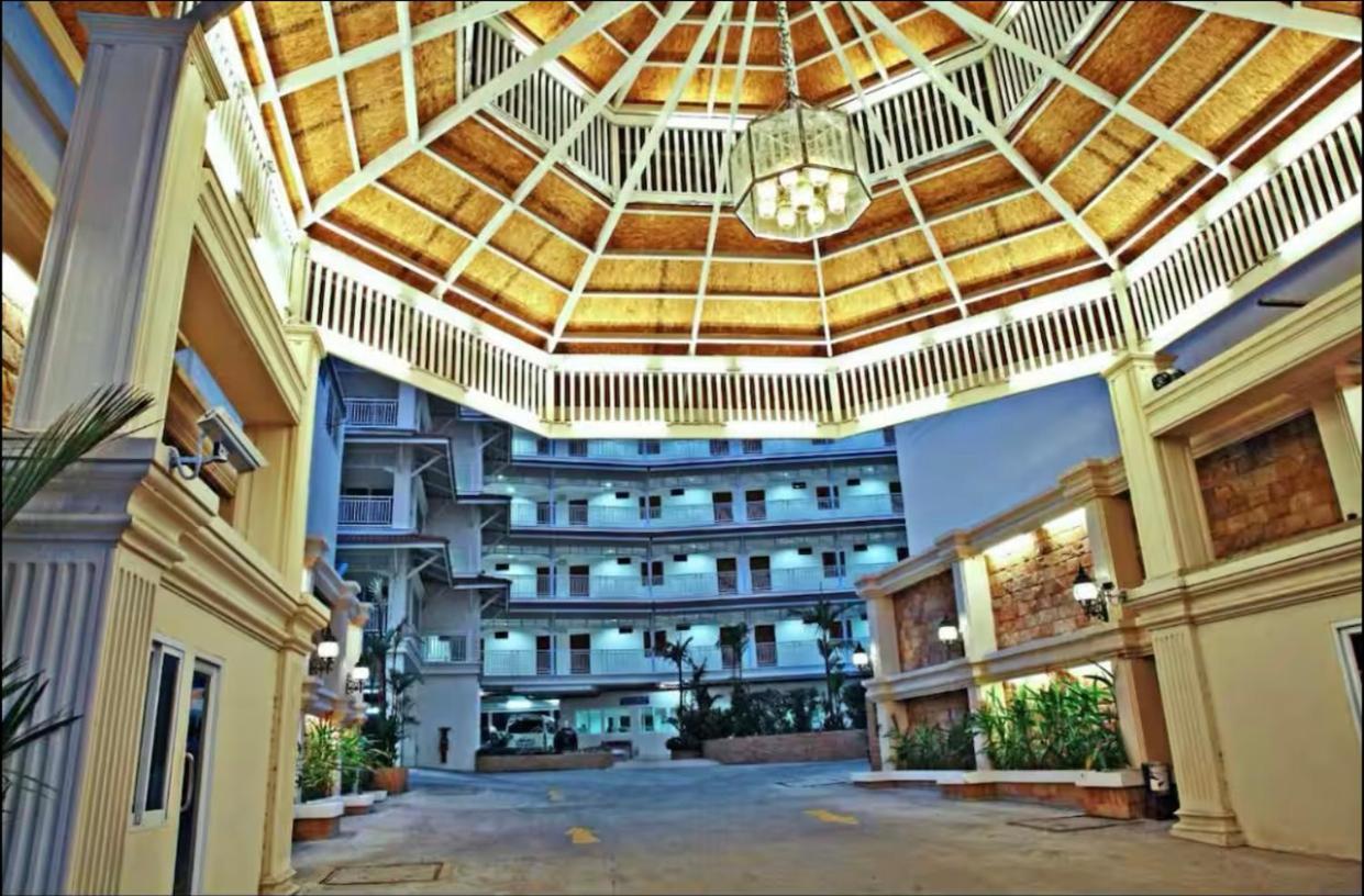Baan Klang Condo Hotel HHQ Exterior photo