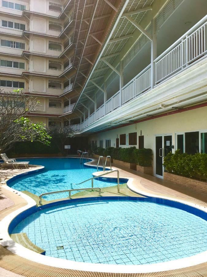 Baan Klang Condo Hotel HHQ Exterior photo